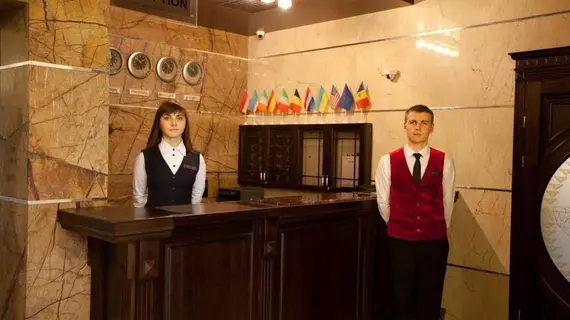 Prezident Hotel | Kişinev