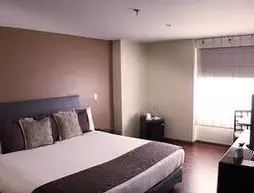 Hotel Santa Barbara Real | Cundinamarca - Bogota (ve civarı) - Bogota - La Bella Suiza