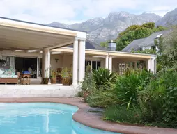 CapeAngel Guesthouse | Western Cape (il) - West Coast DC - Drakenstein - Cape Town (ve civarı) - Cape Town - Bishopscourt