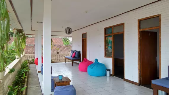 Friendly House Bali - Hostel | Bali - Ubud - Peliatan