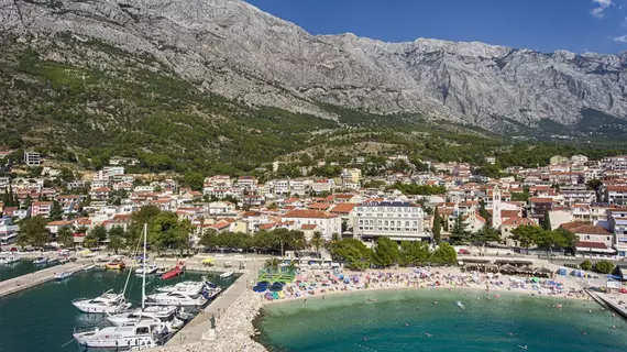 Grand Slavia | Split-Dalmaçya - Baska Voda