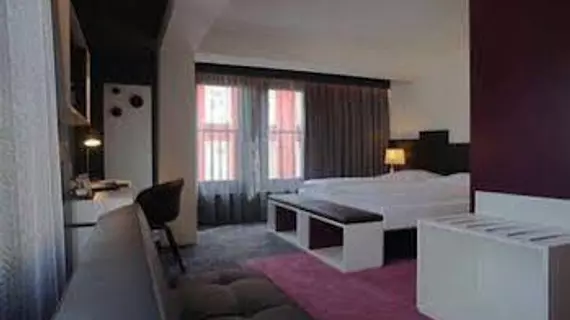 Hotel Bliss | Hessen - Frankfurt (ve civarı) - Frankfurt