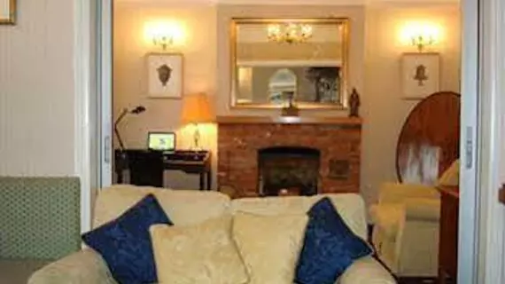 Hunters Lodge Guest House | Hampshire (kontluk) - Southampton