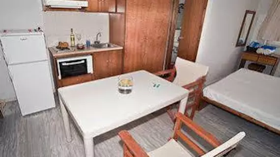 Marathakis Apartments | Girit Adası - Hanya (bölge) - Hanya - Kato Daratso