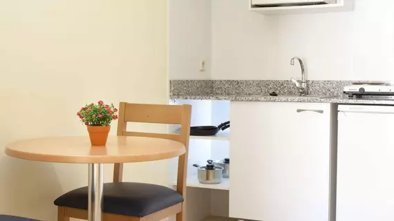 Apartamentos Niza | Balearic Adaları - Mayorka Adası - Calvia - Peguera