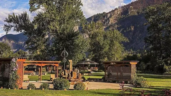 Rocky Point Ranch | Montana - Thompson Şelaleleri