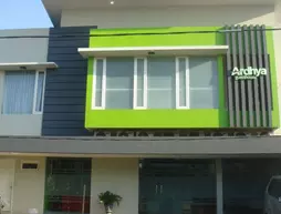 Ardhya Guest House | Doğu Cava - Surabaya - Sedati