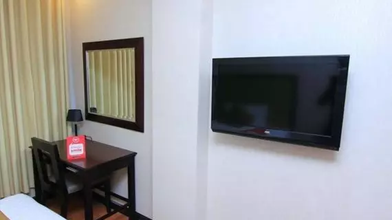 NIDA Rooms Mon Tang | Nueva Ecija - Angeles City (ve civarı) - Mabalacat Şehri - Pampanga Province - Balibago