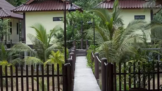 Hin Bhai Resort | Surat Thani (vilayet) - Koh Phangan