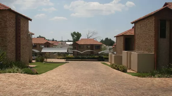 Fourways Apartments | Gauteng - City of Tshwane - Johannesburg (ve civarı) - Sandton