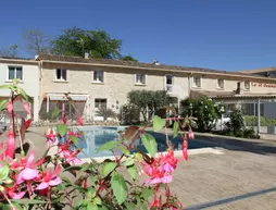 Hôtel Le Saint Germain | Occitanie - Herault (bölge) - Beziers (ve civarı) - Pezenas