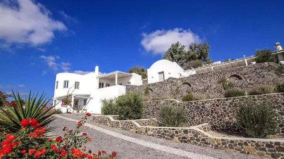 Shades Of White | Ege Adaları - Santorini