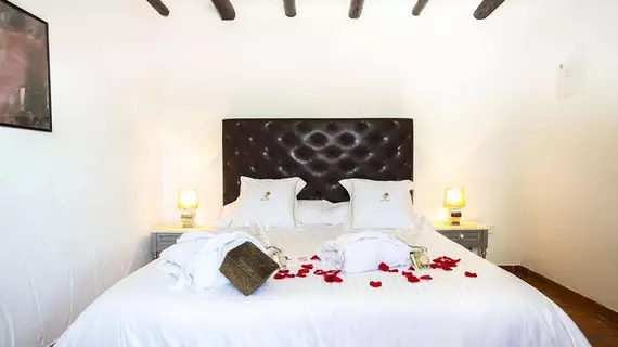 Hotel Can Pere | Balearic Adaları - İbiza Adası - Santa Eulalia del Rio