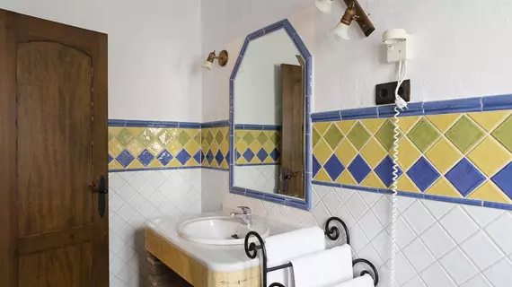 Hotel Cortijo San Antonio | Andalucia - Malaga İli - Casarabonela