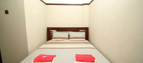 Athaya Guest House | Yogyakarta Özel Bölgesi - Yogyakarta (ve civarı) - Depok