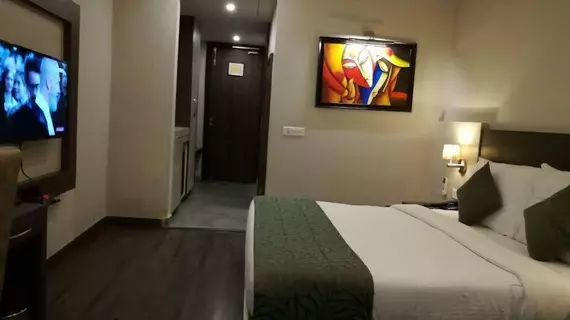 Hide Away Suites | Batı Delhi - Ulusal Eyalet Başkenti Delhi - Delhi (ve civarı) - Noida