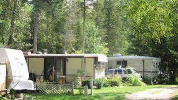 Jell-E-Bean Campground and Trailers | Ontario - Barrie - Orillia (ve civarı) - Wasaga Plajı