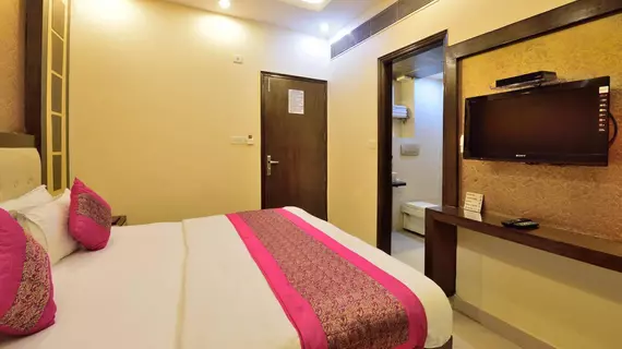 Hotel Aman International | Batı Delhi - Ulusal Eyalet Başkenti Delhi - Delhi (ve civarı) - Yeni Delhi - Paharganj