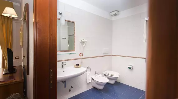 Hotel Cavaliere | Puglia - Bari (il) - Noci