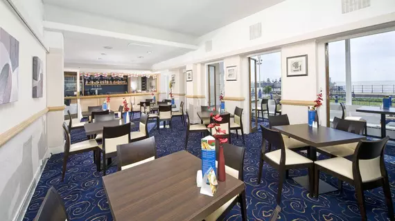 The Burlington Hotel | Doğu Sussex (kontluk) - Eastbourne - Eastbourne Deniz Kıyısı - Eastbourne City Centre