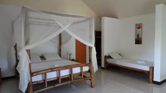 Coco White Beach Resort | Bohol - Guindulman