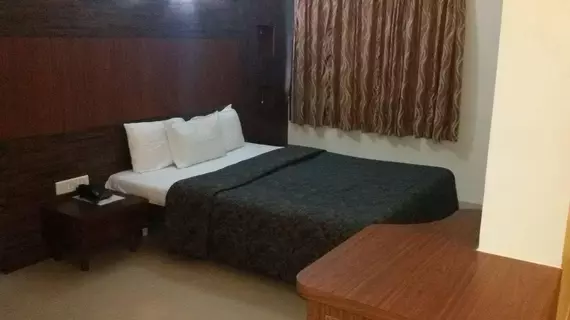 Hotel Royal Executive | Maharaştra - Pune Bölgesi - Pune