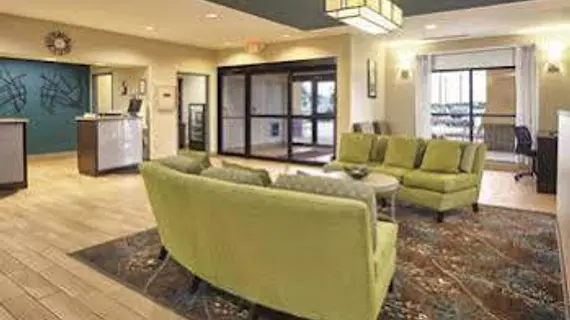 La Quinta Inn & Suites South Bend | Indiana - South Bend (ve civarı) - South Bend