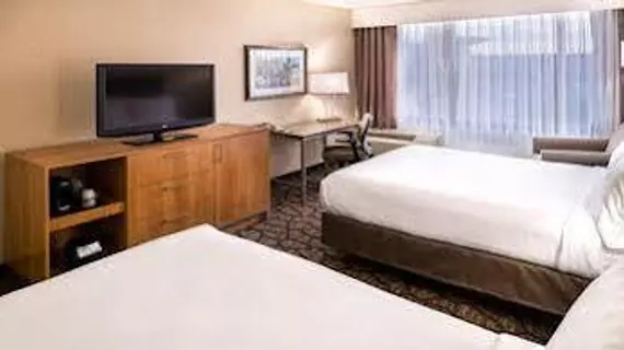 Holiday Inn Hotel & Suites Warren | Michigan - Detroit (ve civarı) - Warren