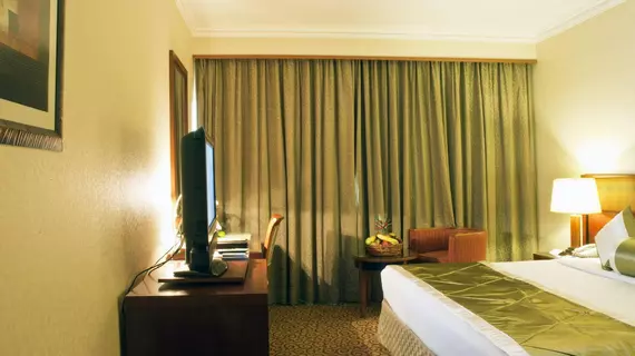 Ramee Royal Hotel | Dubai - Dubai