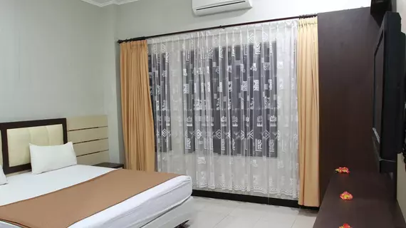 Hotel Puri Senggigi | Batı Nusa Tenggara - Lombok - Senggigi