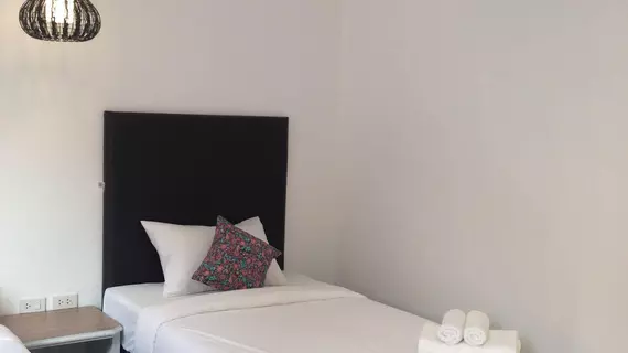 Non Du Lay Guesthouse | Krabi İli - Ko Lanta