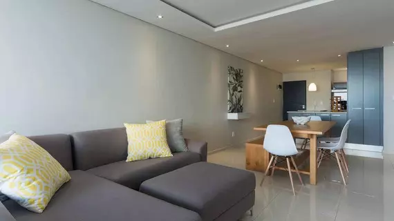 Seacrest Apartment | Western Cape (il) - West Coast DC - Drakenstein - Cape Town (ve civarı) - Cape Town - Bloubergstrand