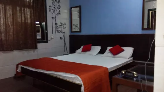 Hotel Geetanjali | Maharaştra - Raigad - Bombay (ve civarı) - Navi Bombay