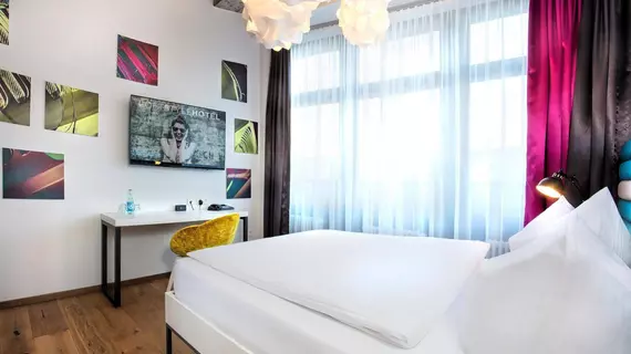 Best Western Stuttgart Zuffenhausen | Baden-Wuerttemberg - Rems-Murr-Kreis - Stuttgart (ve civarı) - Stuttgart