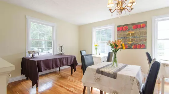 Windsong Manor Bed & Breakfast | Ontario - Ottawa (ve civarı) - Ottawa