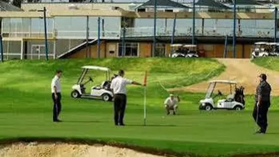 Commercial Golf Resort | New South Wales - Albury (ve civarı) - North Albury