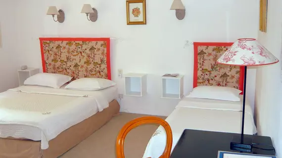 Hotel Mistral | Provence - Alpes - Cote d'Azur - Bouches-du-Rhone (bölge) - St.-Remy-de-Provence (ve civarı) - Mas-Blanc-des-Alpilles