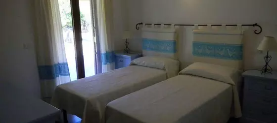 Bed & Breakfast Giardinos | Sardinya - Sassari - Olbia