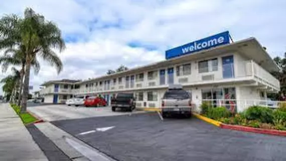 Motel 6 Los Angeles - Whittier | Kaliforniya - Los Angeles County - Whittier