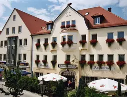 Land-gut-Hotel Hotel Adlerbräu | Bavyera - Orta Franconia