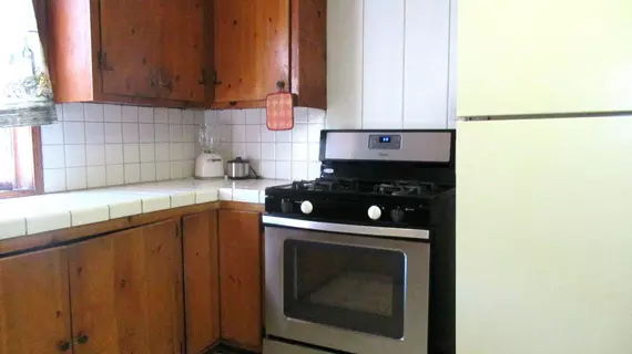 Cozy 3BD Wood House | Kaliforniya - Los Angeles County - North Hollywood