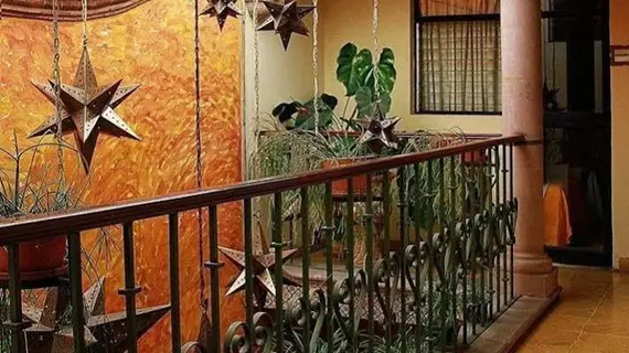 Hostal Casa Castillo | Michoacan - Morelia (ve civarı) - Morelia - Tarihi Kent Merkezi