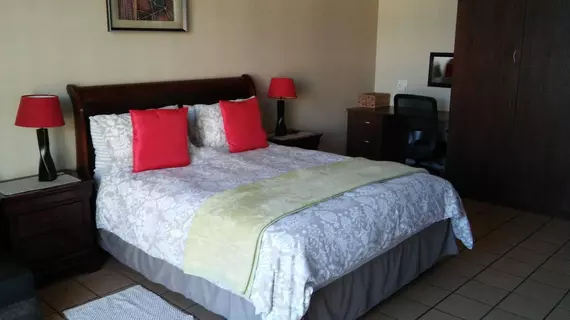 Abafazi Guest House | Gauteng - City of Tshwane - Johannesburg (ve civarı) - Pretoria - Waterkloof Glen