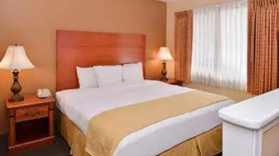 Red Lion Inn & Suites Cathedral City | Kaliforniya - Imperial County - Palm Springs (ve civarı) - Cathedral City