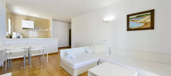 Apartamentos San Antonio Beach | Balearic Adaları - İbiza Adası - Sant Antoni de Portmany - Cala de Bou