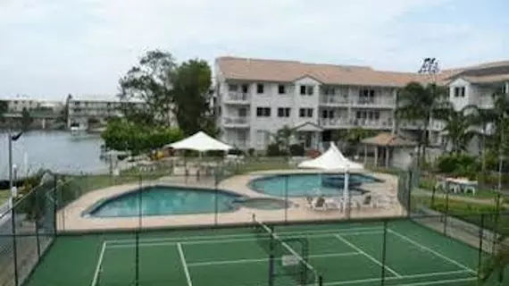 Pelican Cove Apartments | Queensland - Gold Coast (Altın Sahil) - Biggera Waters