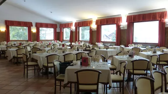 Hotel San Giusto | Veneto - Belluno (vilayet) - Falcade