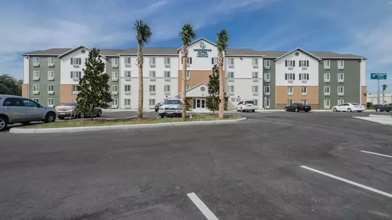 Woodspring Suites Signature Clearwater | Florida - St. Petersburg - Clearwater (ve civarı) - Clearwater