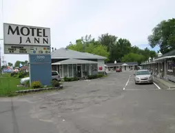 Motel Jann | Quebec - Quebec (ve civarı) - Quebec - Vanier - Les Rivieres