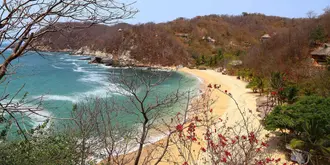 Bahia de la Luna